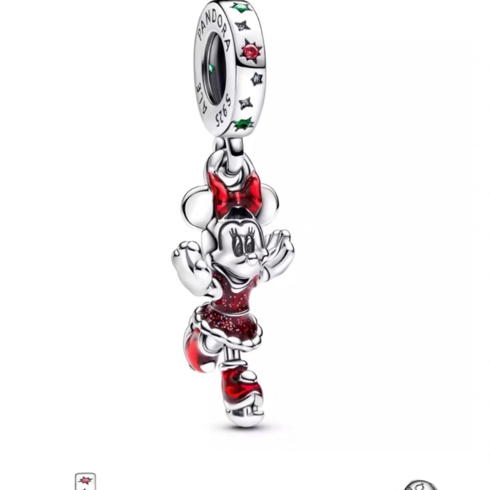 Pandora Disney Minnie Mouse dangle charm